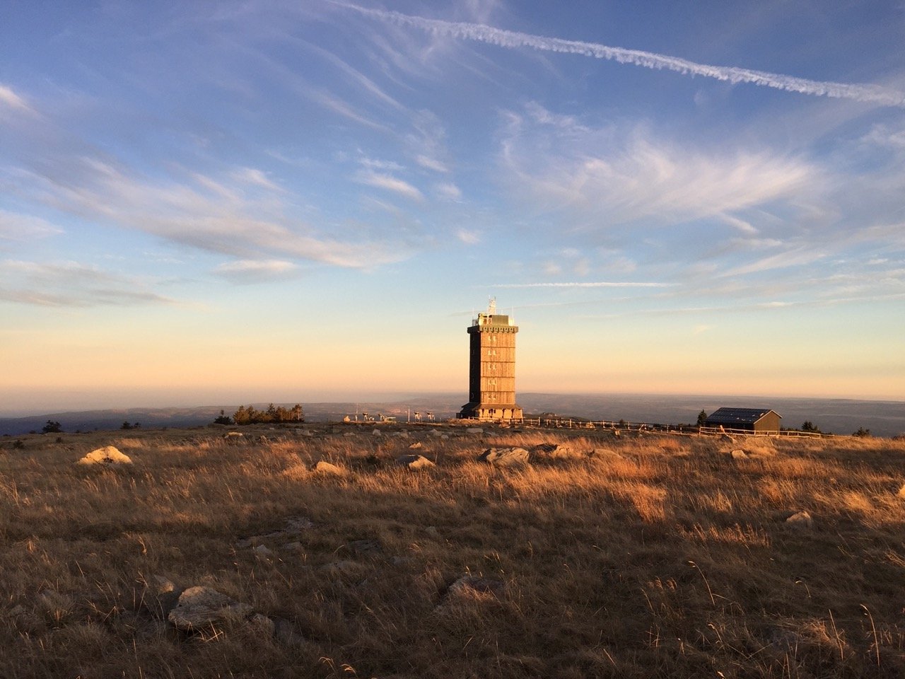 Wetterstation auf dem Brocken im Nationalpark Harz